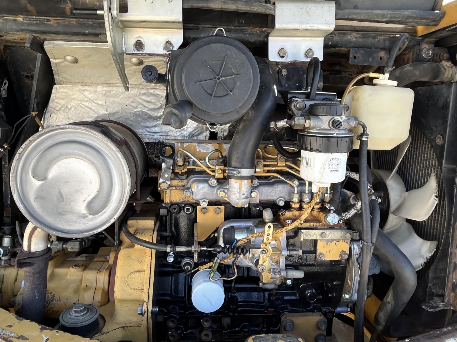 ./imagenes/INVOICE/2019/16474/MINIEXCAVADORA CATERPILLAR 304 (2).JPG